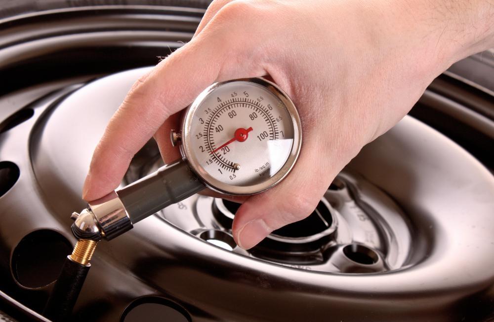 Eco Car/Bike Check Measure Tyre Pressure Gauge Tool Calibrated To 75psi/5.3kg/cm 