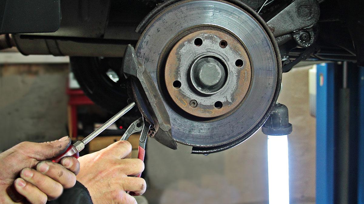 subaru impreza brake pad replacement