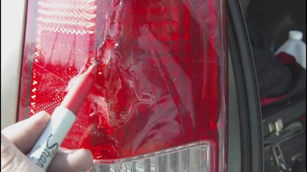 cracked tail light