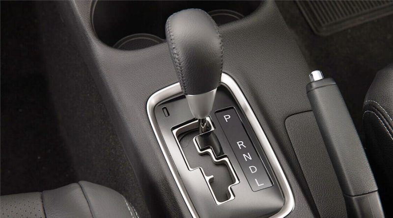 7 Things To Avoid While Driving An Automatic Transmission 