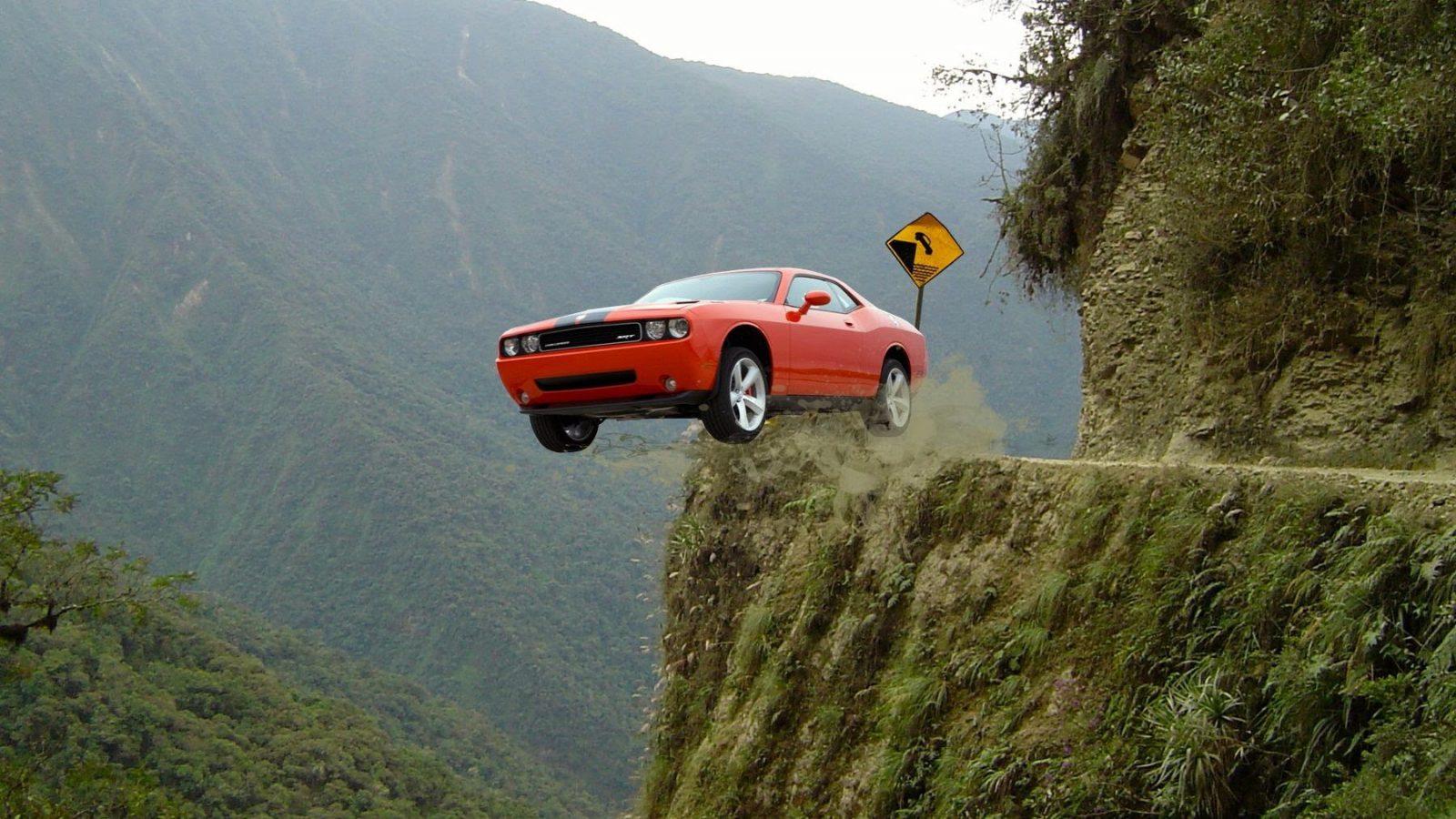 10 Dangerous Roads You Would Never Want to Drive On