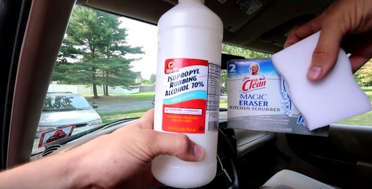 How to Clean a Car Windshield Inside in 4 Steps