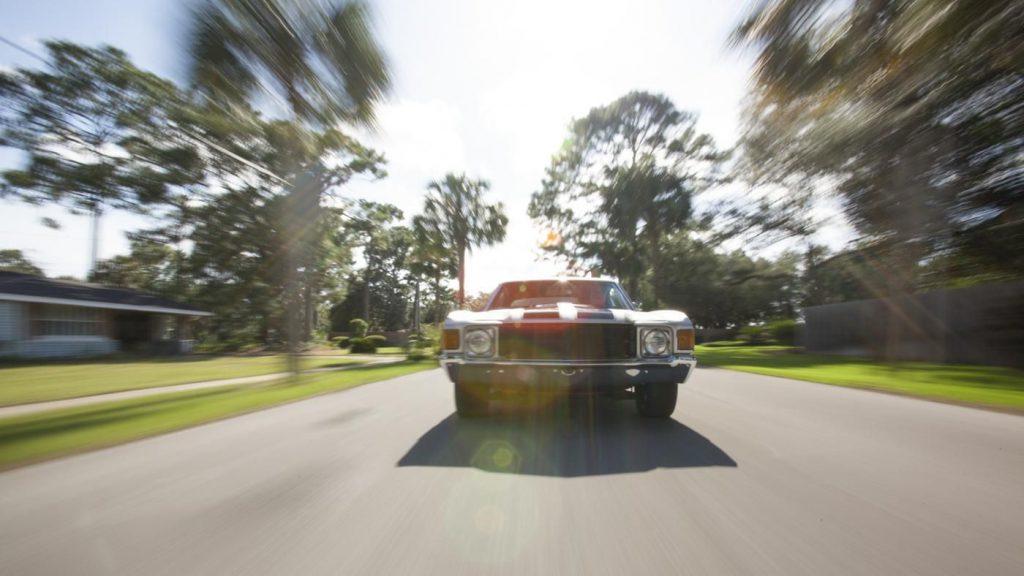 Ways to Drive in High Winds 