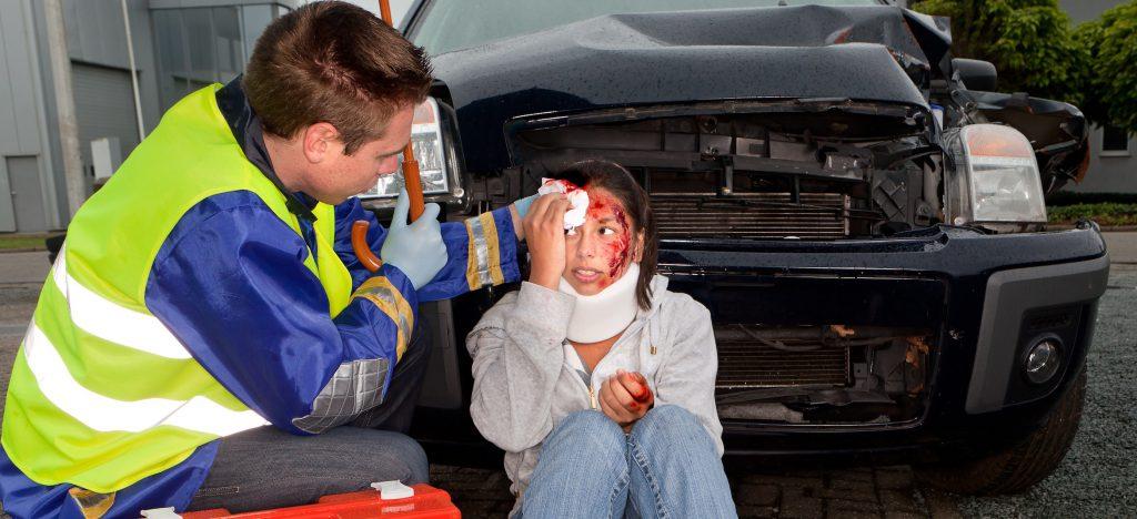 Car crash injuries causing face injury