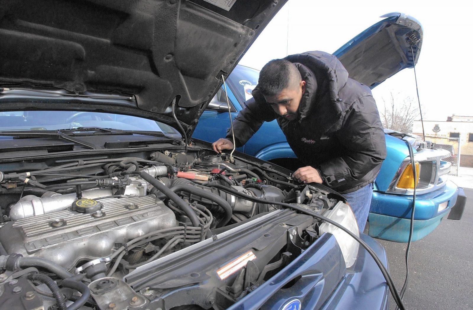 2005 mazda b2300 wont start