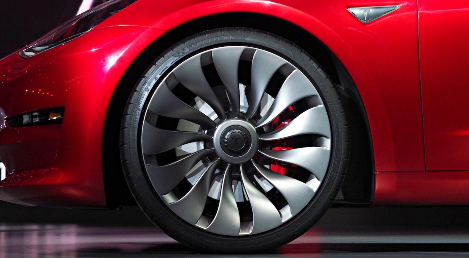 Pros And Cons Of Bigger Wheels In Car