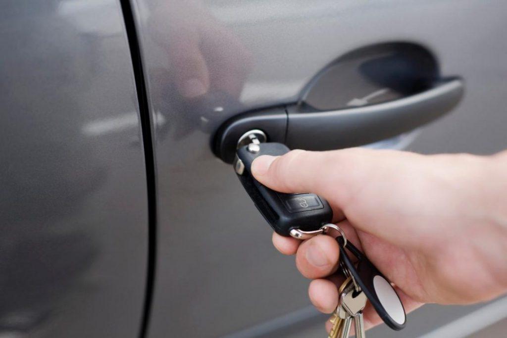 Door locks outside the vehicle