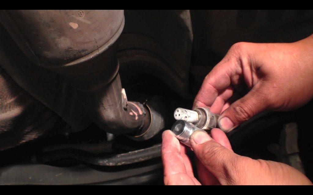 how to install spark plug non-fouler