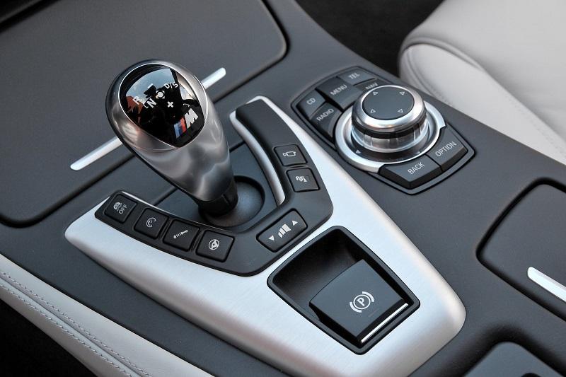 What do the all the different gears of your automatic car mean?