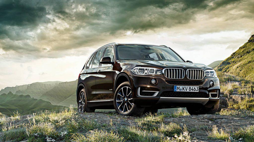 BMW’s X5 is one of the best luxury utility vehicles in its class