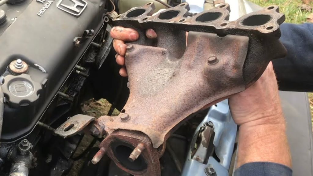 rusted exhaust manifold