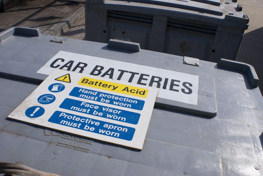 Truth about what kind of acid is in a battery