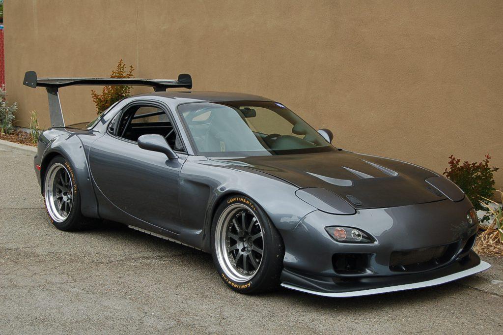 What Is The Difference Between Mazda Rx8 Vs Rx7 Read Here