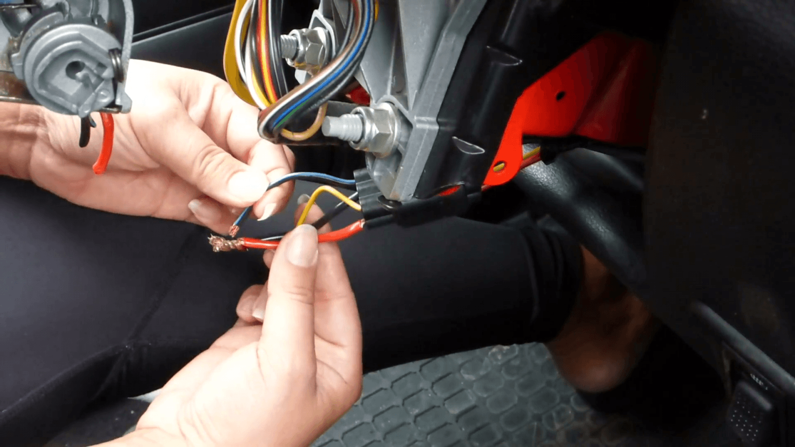 How To Hotwire A Car In An Emergency Situation