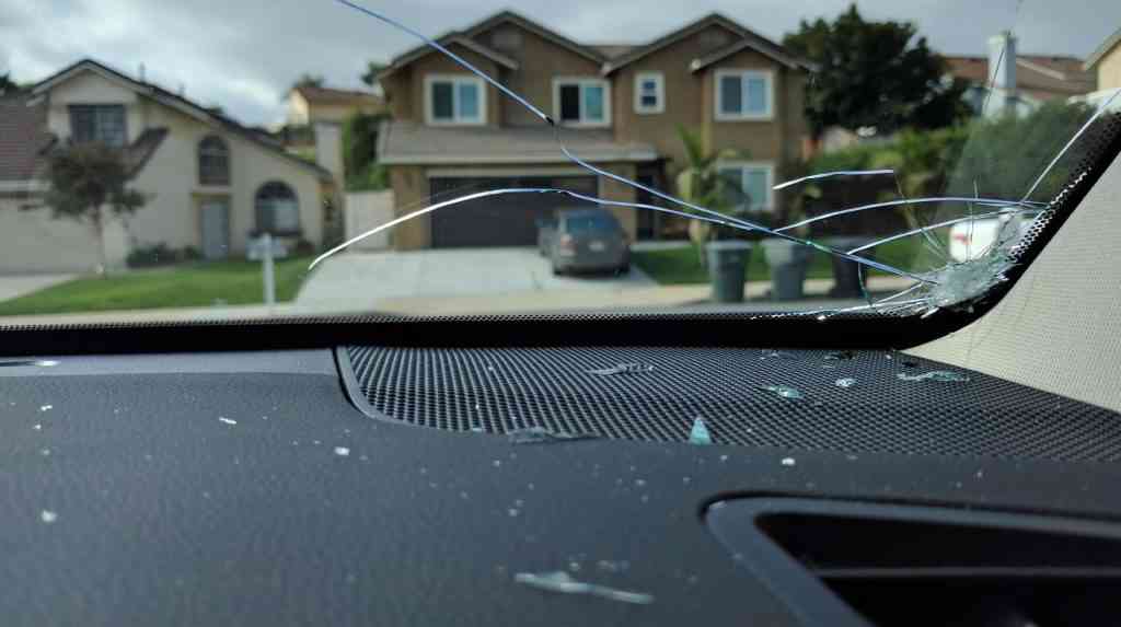 Everything you need to know about what causes windshield to crack