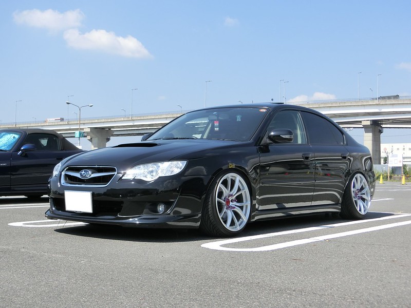 Subaru Legacy B4 interior