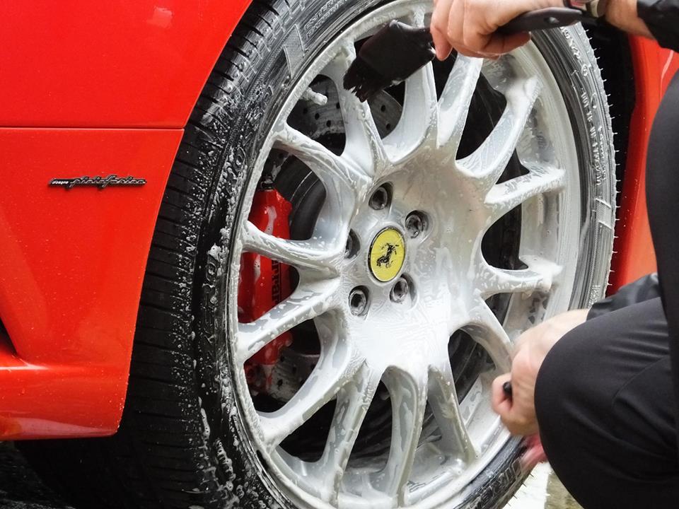 how to clean alloy wheels scrub