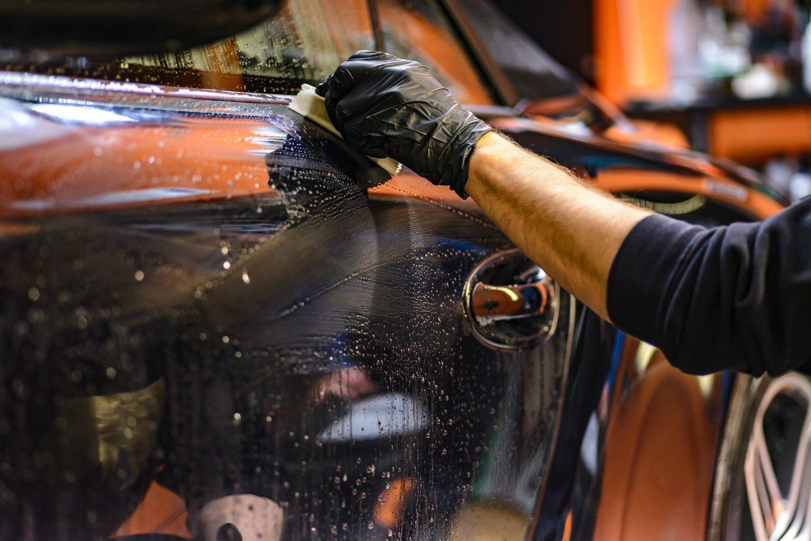 Skunk odor removal from car