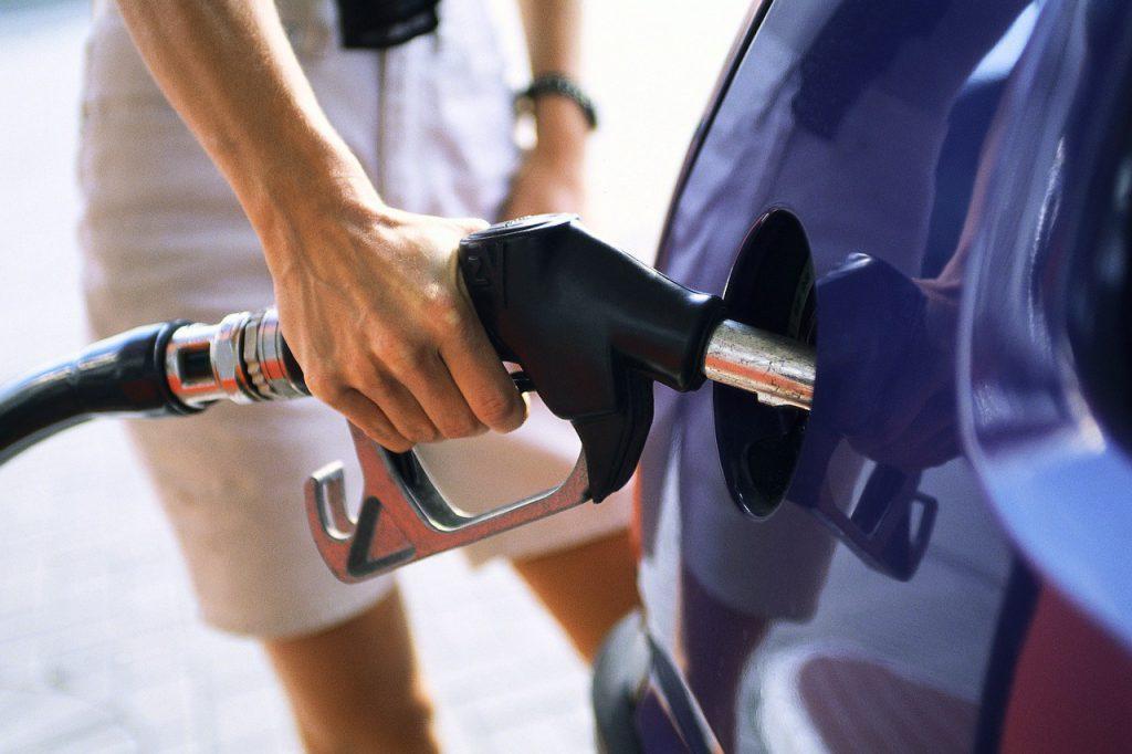 True Or False: Should Your Gas Tank Be At Least Half Full In