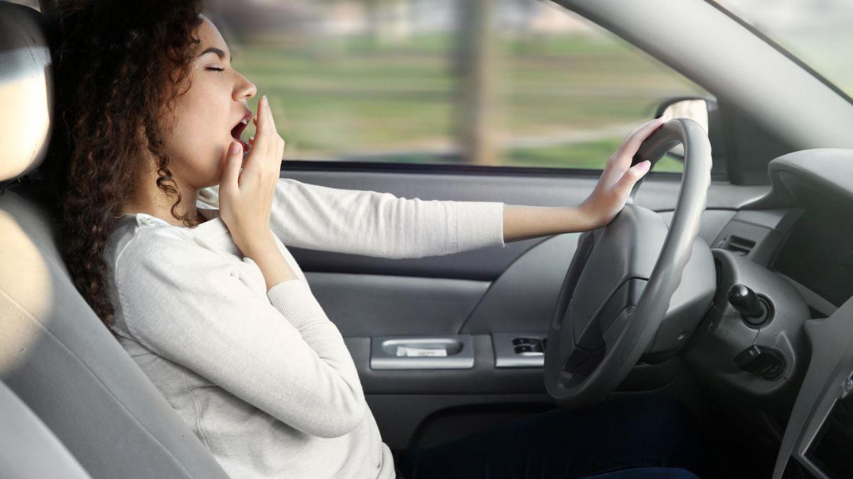 how to stay awake while driving