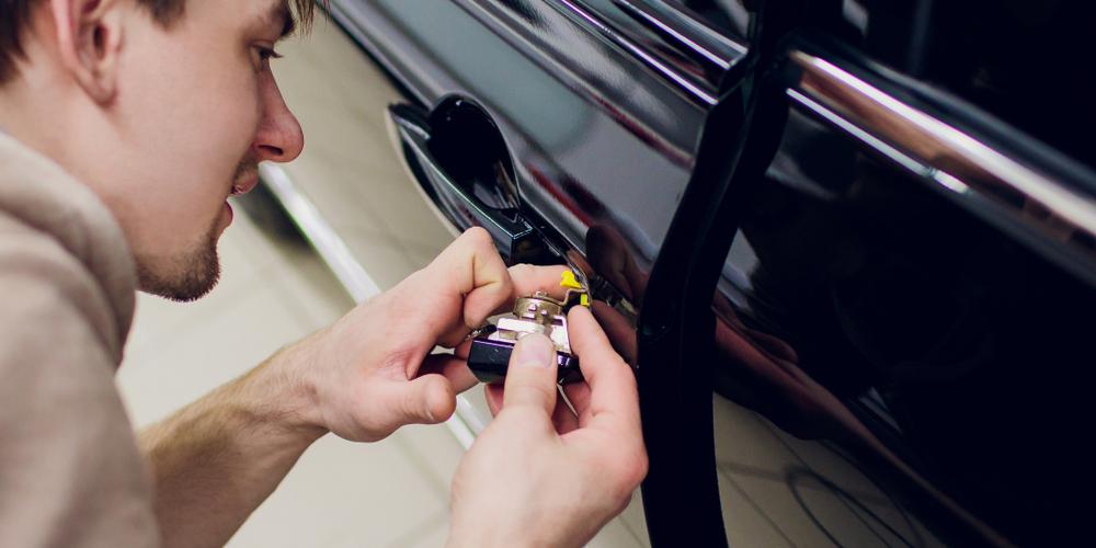 Why your car door won't lock or unlock properly - Autoblog