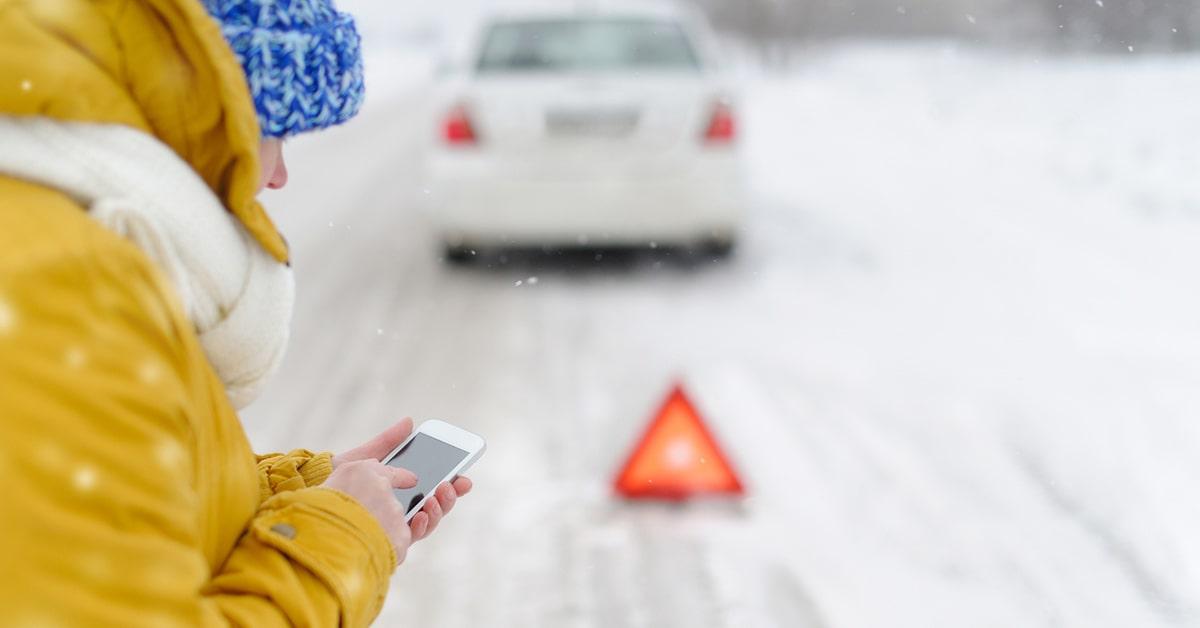 car emergency in snow