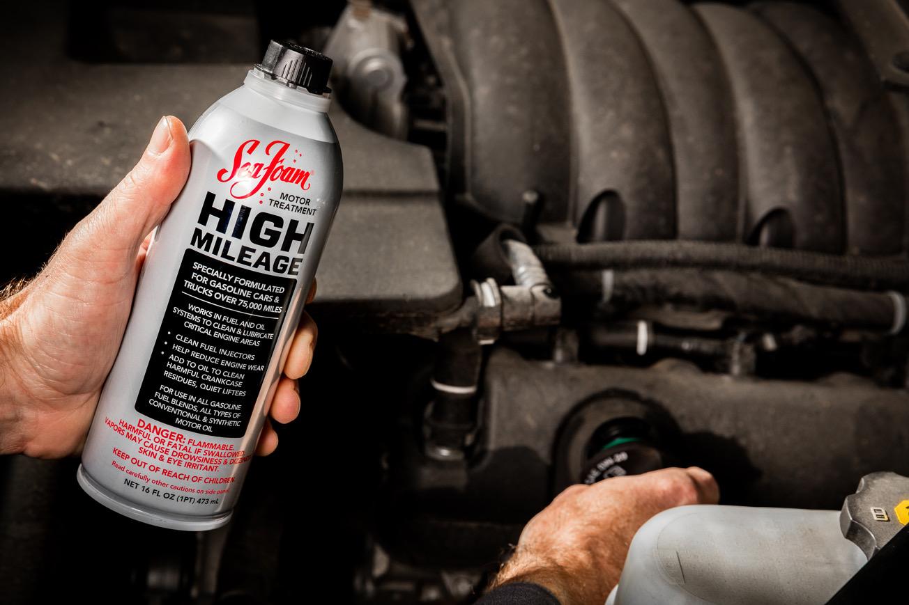 How to Use Seafoam in Cleaning a Car Engine