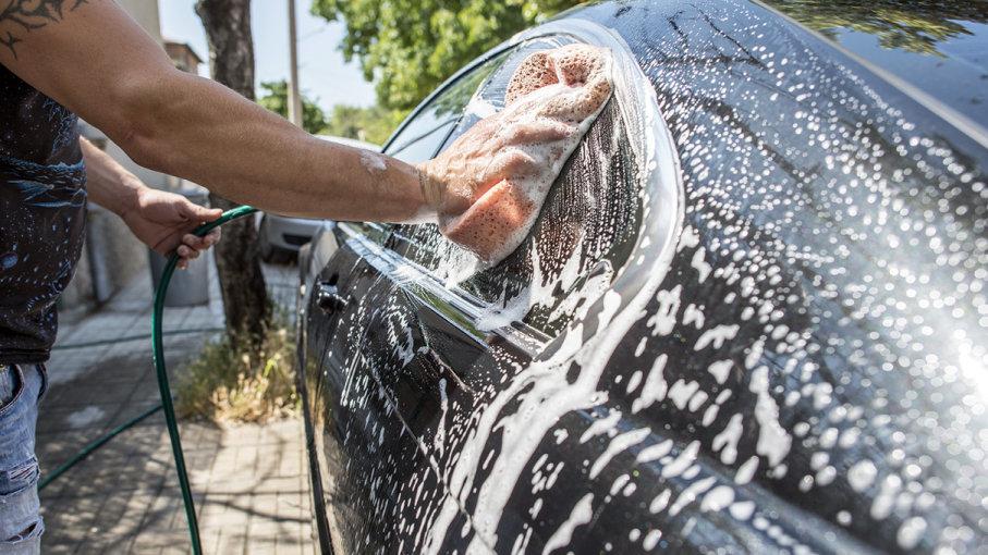 best time to wash car