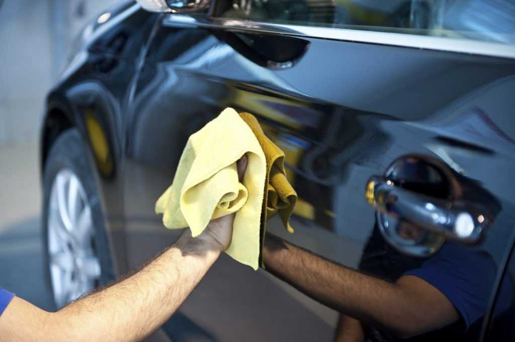 5 Reasons Why You Should Apply Car Wax to Your Vehicle