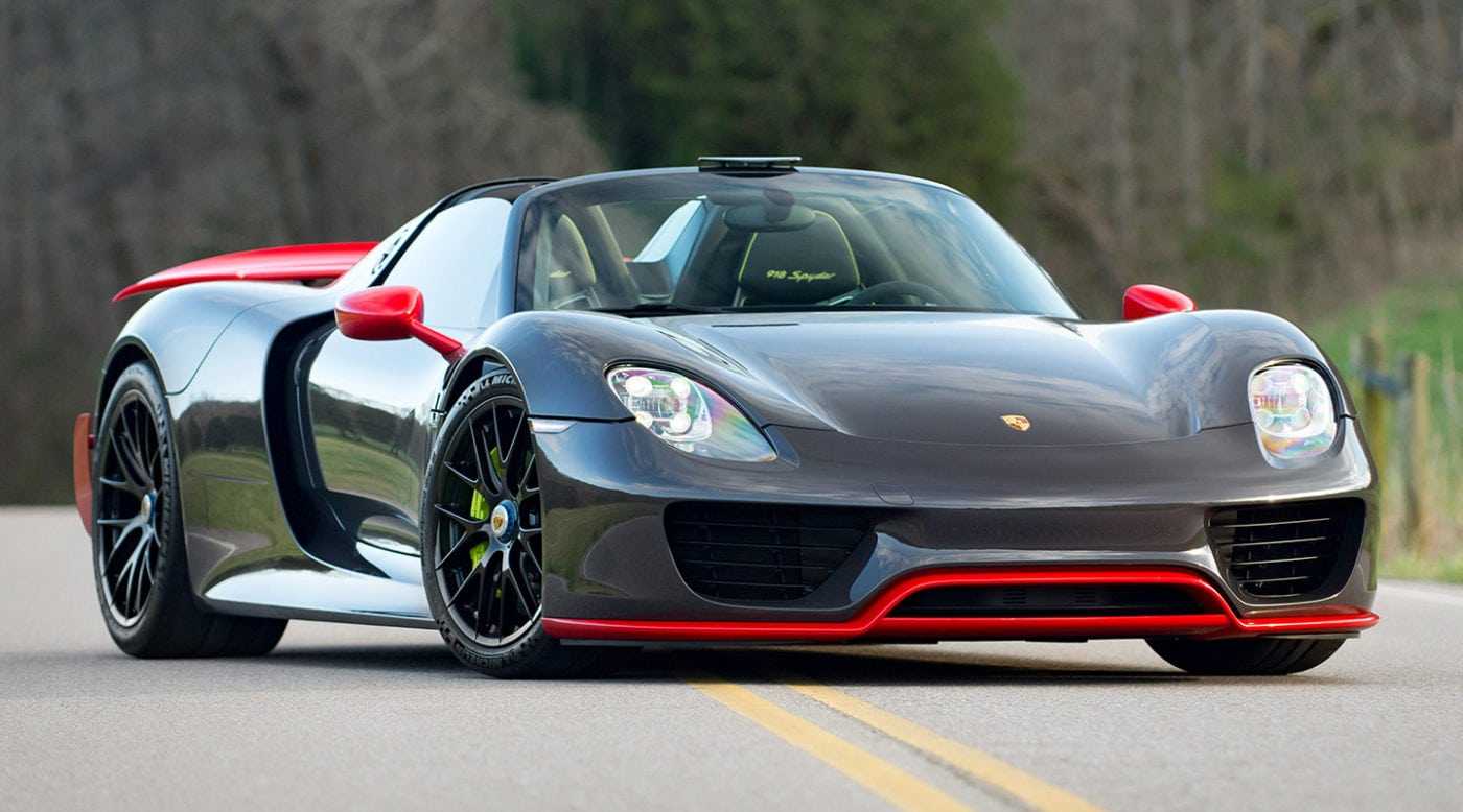 Porsche 918 Spyder: V8 plug-in hybrid - CNET