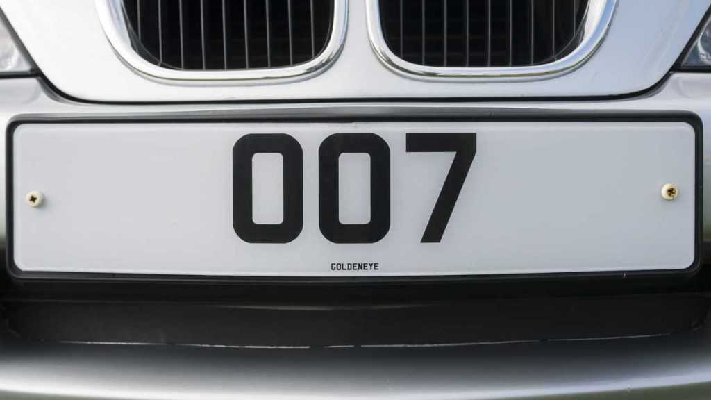 personalised plates cost