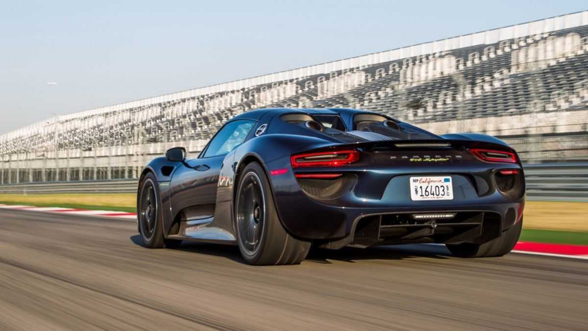 Porsche 918 Spyder: V8 plug-in hybrid - CNET