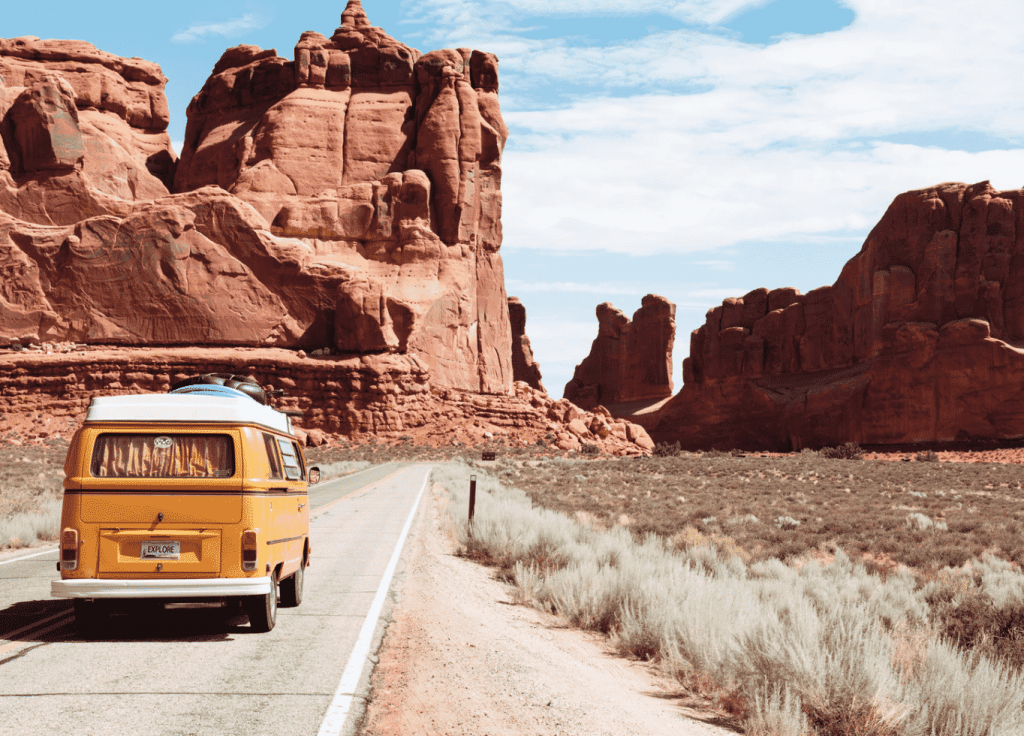 how to road trip cheaply