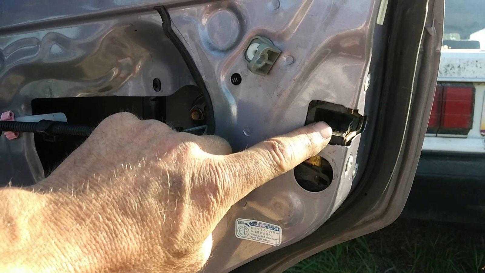 how-to-fix-a-car-door-that-won-t-open