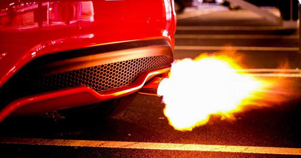 REALISTIC Anti-lag and exhaust flames please - Car Features