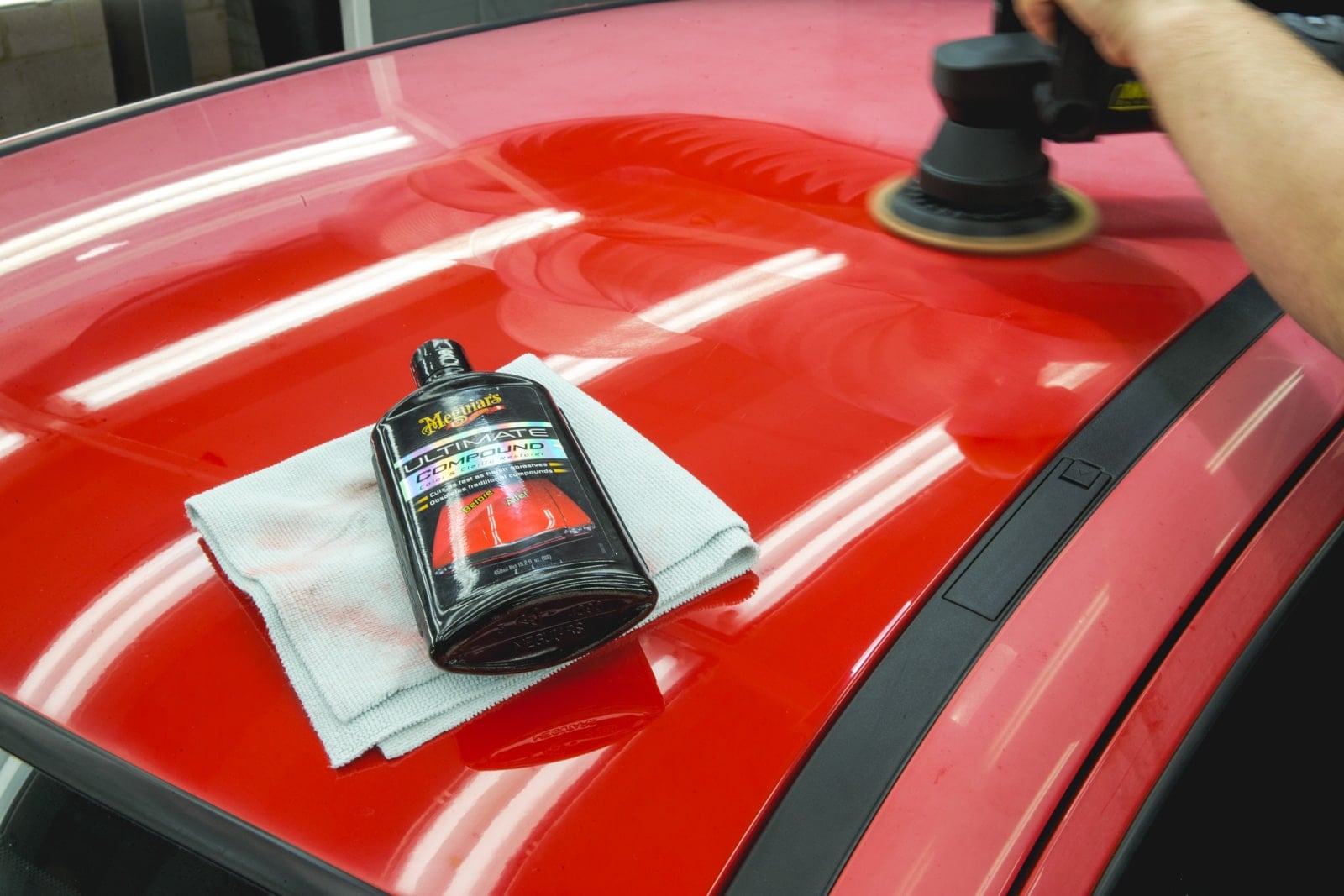 How to Repair Damaged Clear Coat on a Car