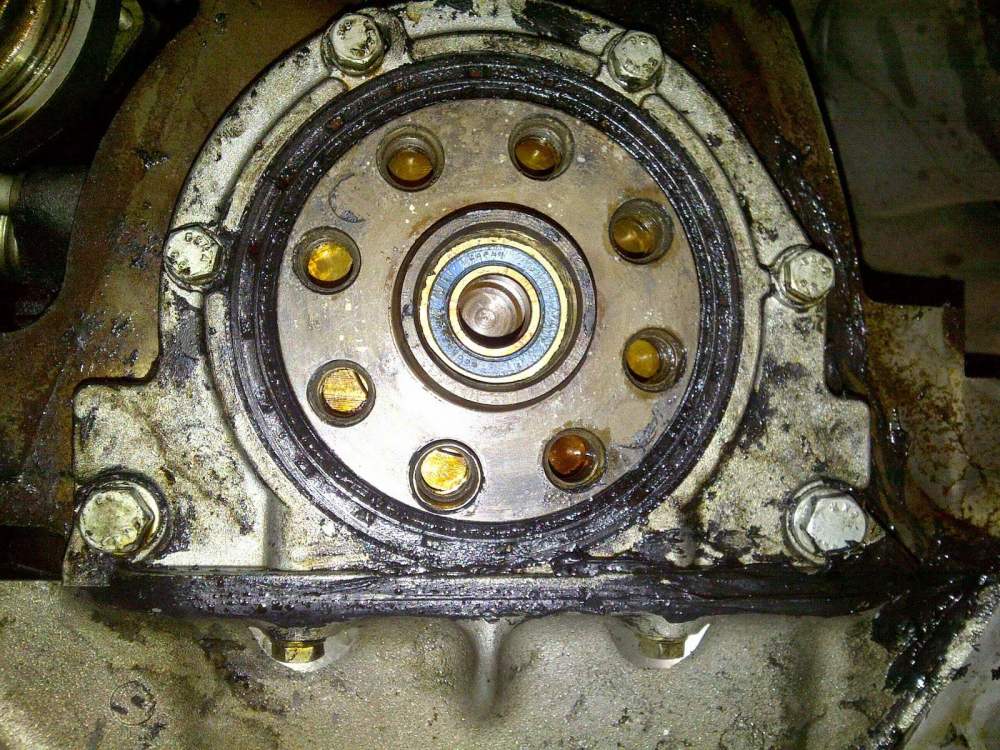 how to replace a rear main seal without removing the transmission