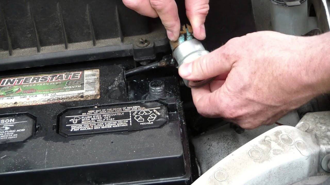 cleaning battery terminals
