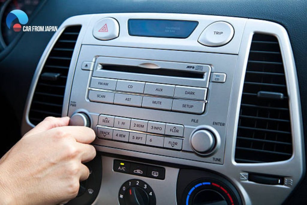 how to clean a car stereo cd player