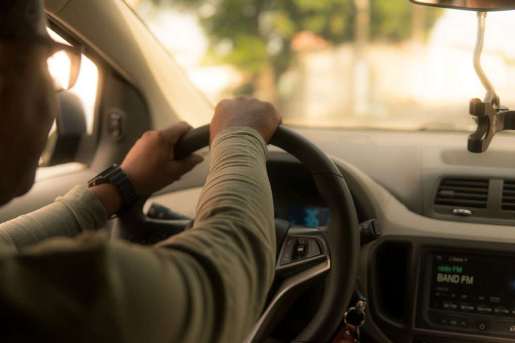 hand driver steering wheel