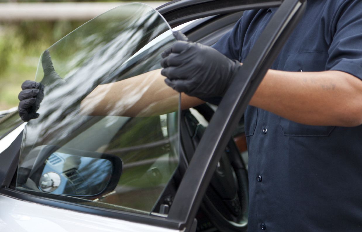 replacing car window glass