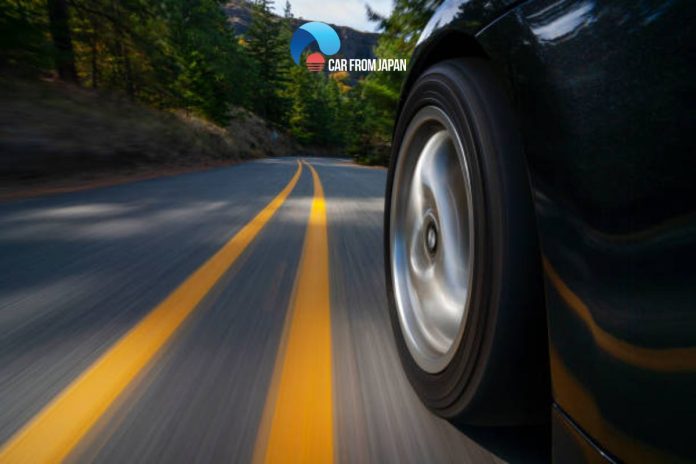 car tire noise
