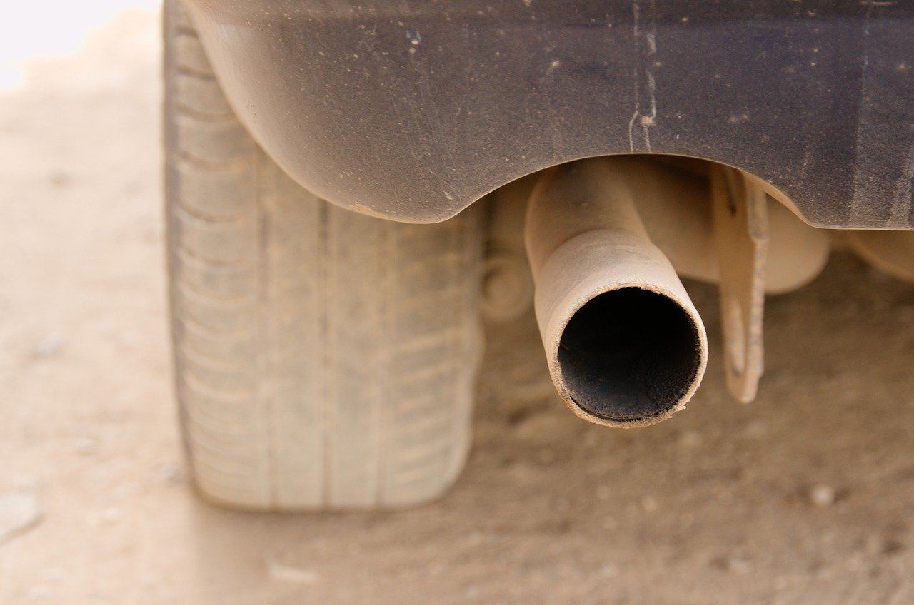 bad muffler symptoms