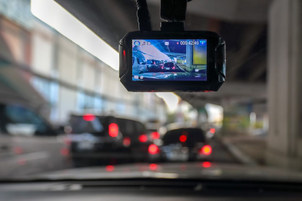 dashcam helps support claim in accidents