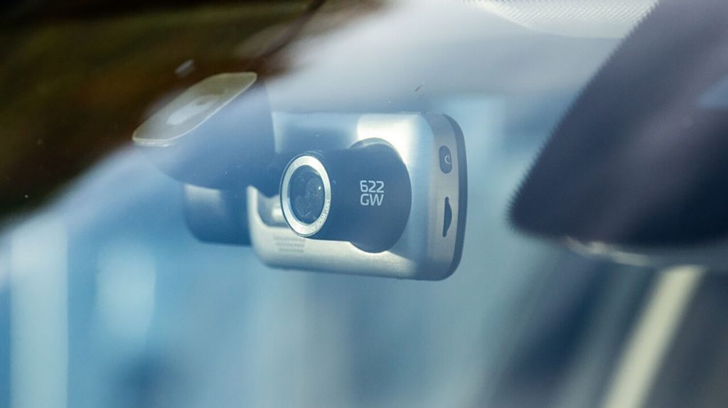 how dashcam work on your car