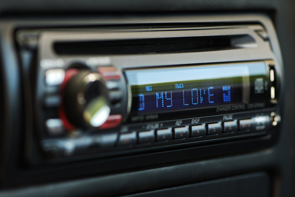 Car Stereo Buying Guide: Car Stereo Information & Features