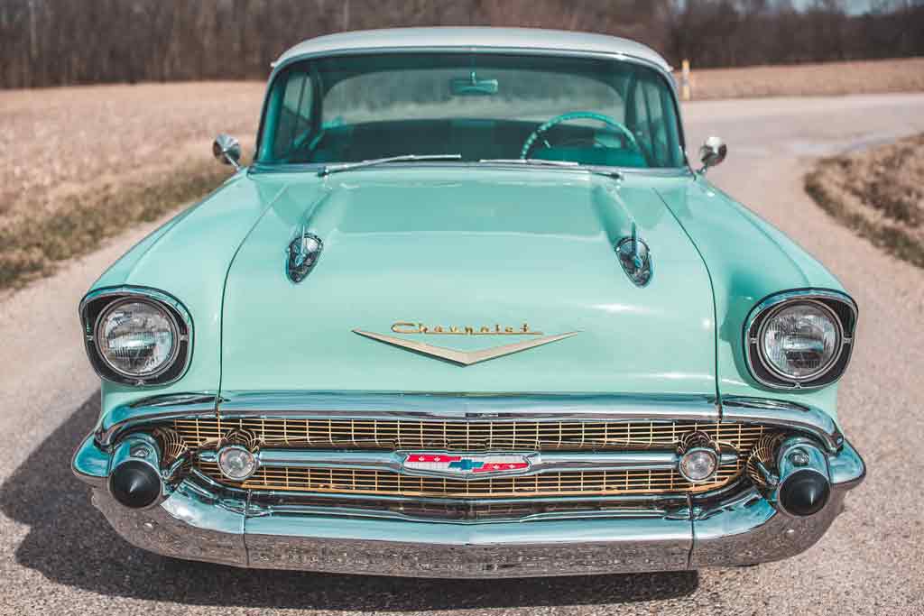 Top Reasons Why Classic Cars are Still Popular