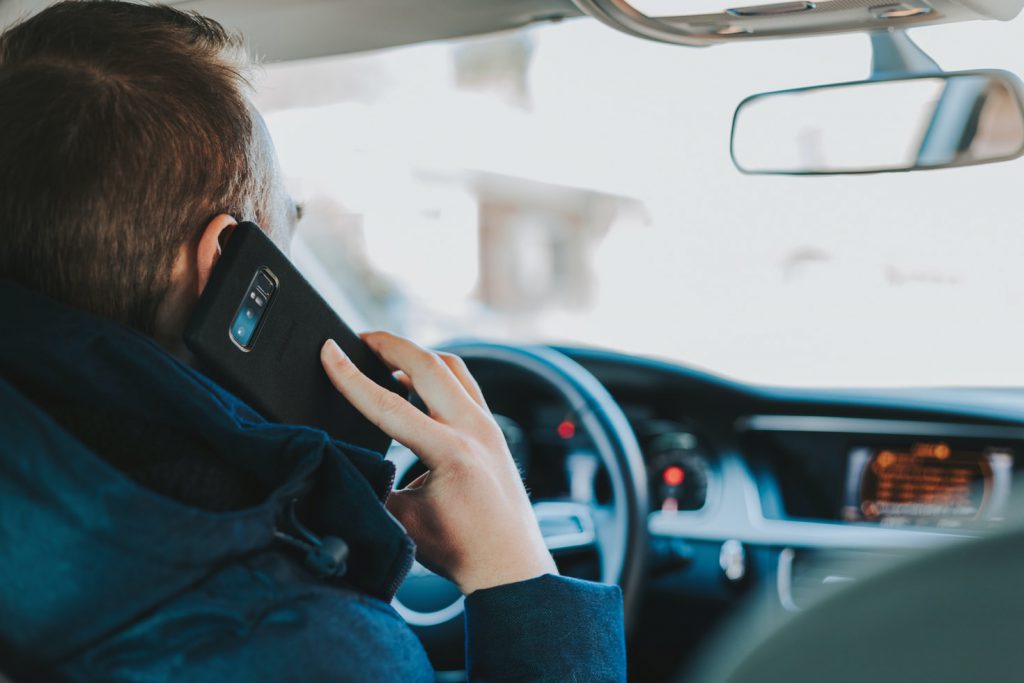 talk on phone while driving