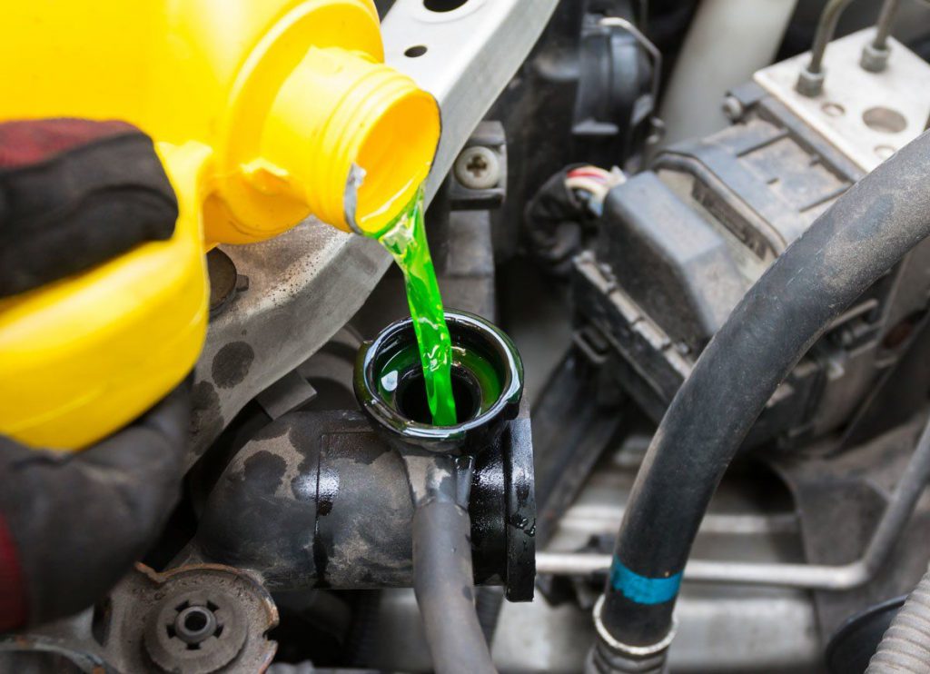 can water be used instead of coolant