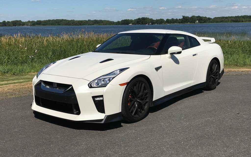 Nissan GT-R